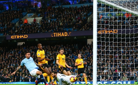 Reigning champions record a comfortable win over Wolves