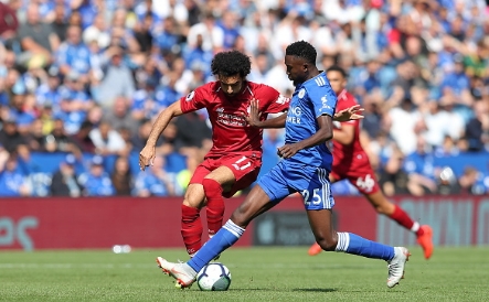 Citizens and Reds continue title battle in midweek games