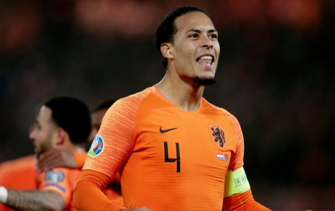Virgil Van Dijk a favourite for the PFA Player of the Year