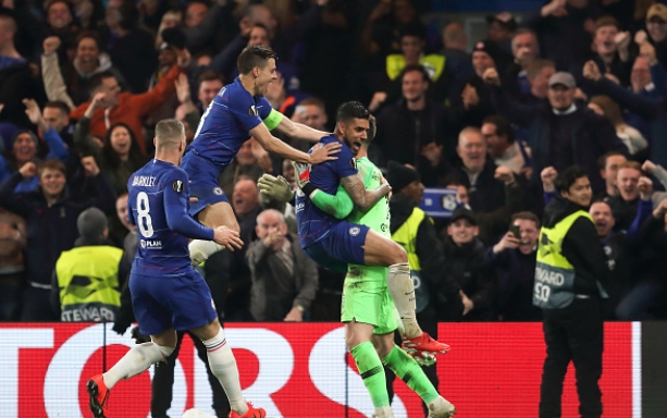 Arsenal and Chelsea set up all English Europa League final