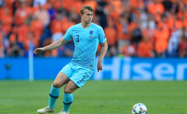Juventus finally seal the signing of De Ligt