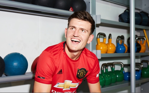Leicester looking for a Harry Maguire replacement